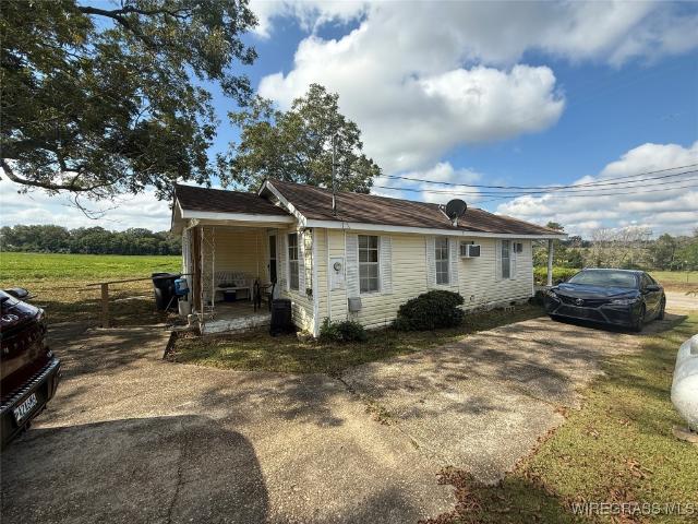 House for sale in Newville, Alabama