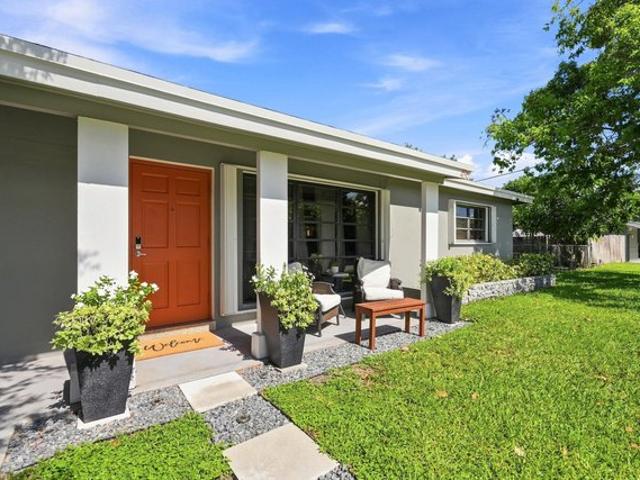 House for sale in Oakland Park, Florida