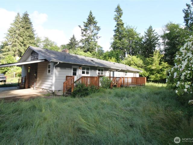 House for sale in Castle Rock, Washington