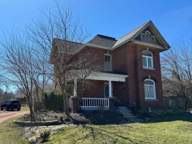 House for rent in Burlington, Ontario