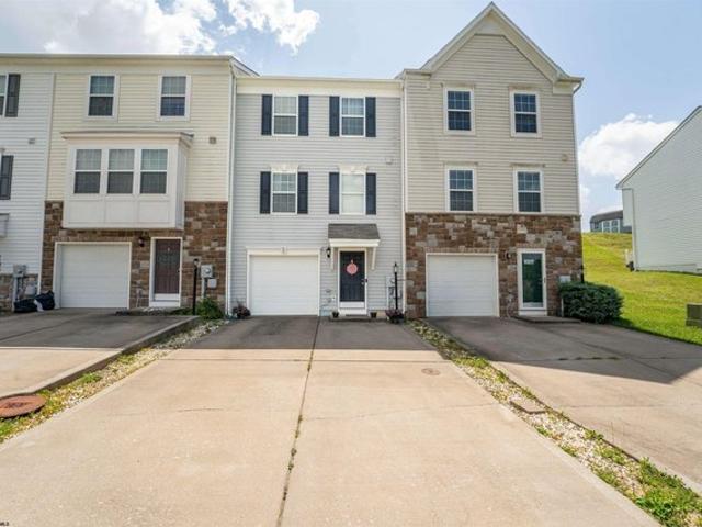 Townhouse for sale in West Virginia