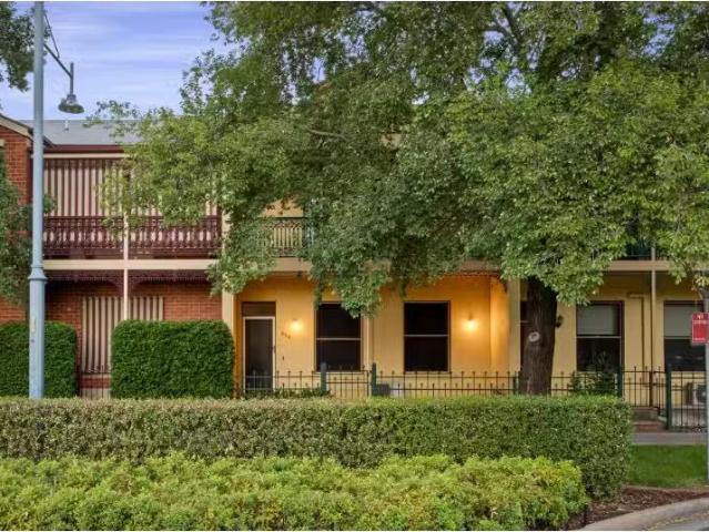 Condo for rent in Albury, New South Wales