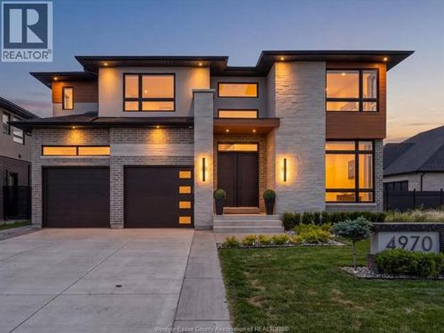 House for sale in Ontario