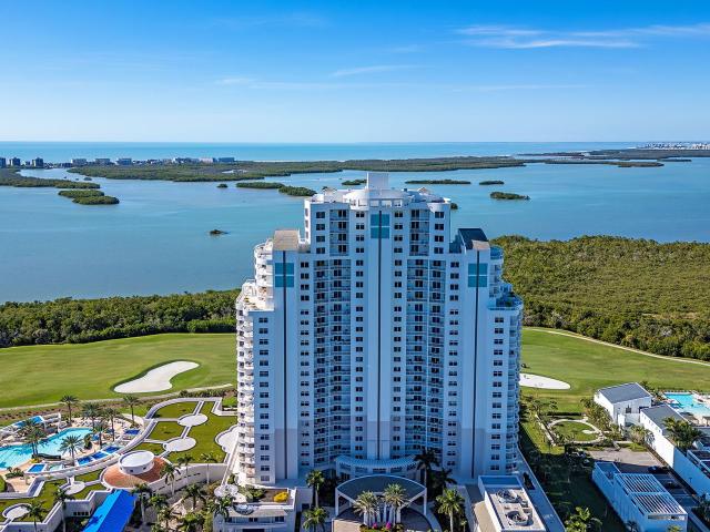 Condo for sale in Bonita Springs, Florida