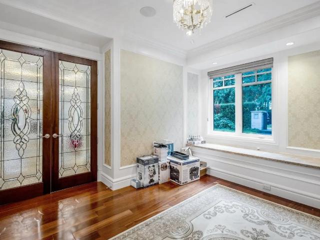 Apartment for rent in Electoral Area A, Metro Vancouver Regional District
