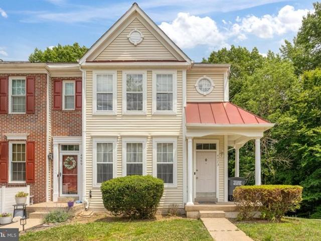 Townhouse for sale in Virginia
