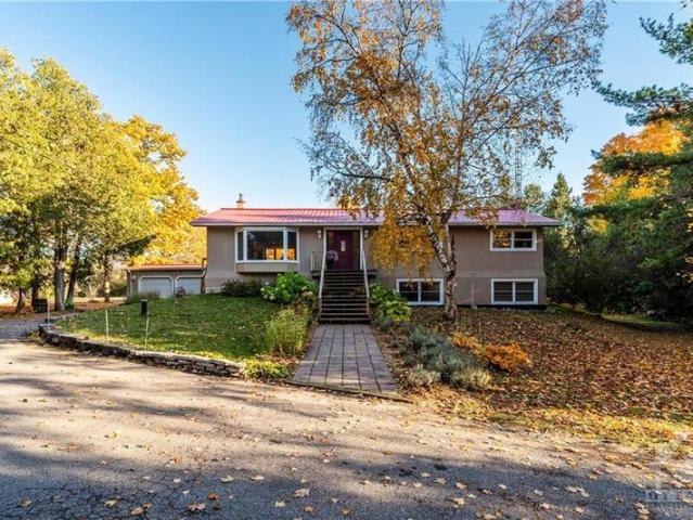 House for sale in Almonte
