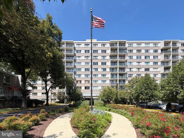 Condo for sale in Bethesda, Maryland