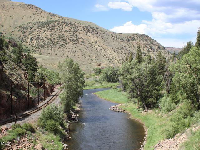 House for sale in Hot Sulphur Springs, Colorado