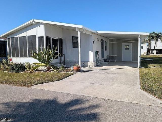 House for sale in Bokeelia, Florida