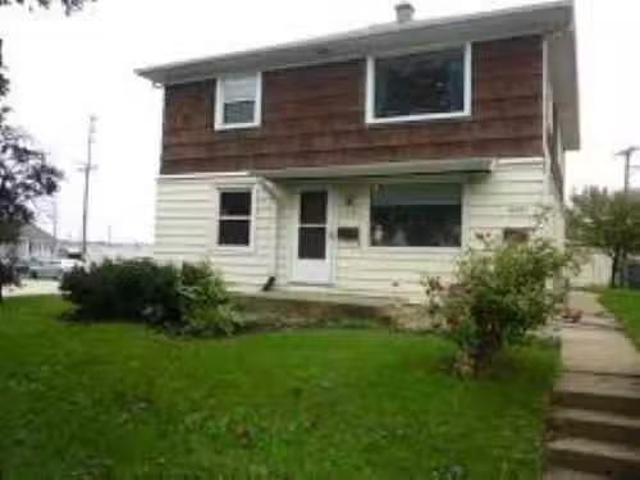 Condo for rent in Brookfield