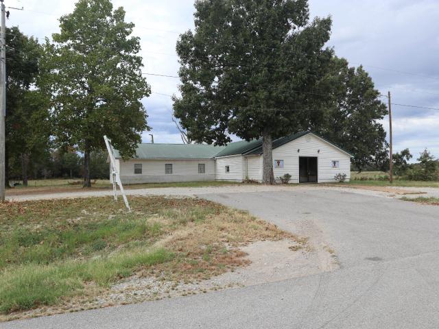 Commercial for sale in Glencoe, Salem