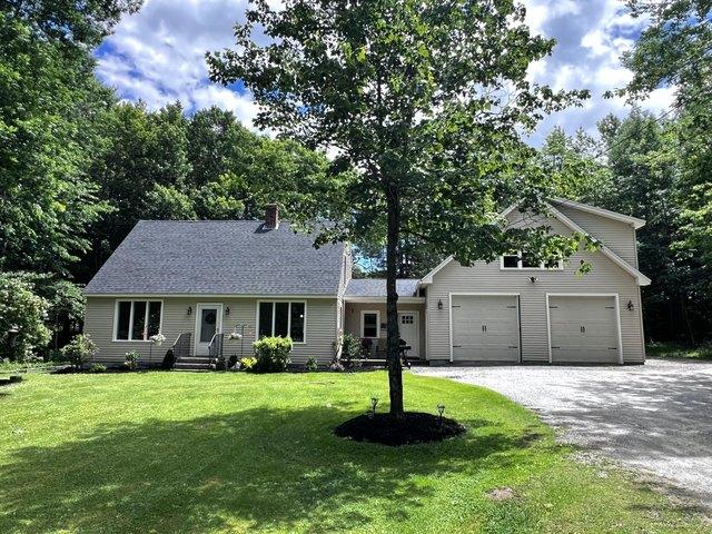 House for sale in Pownal, Maine