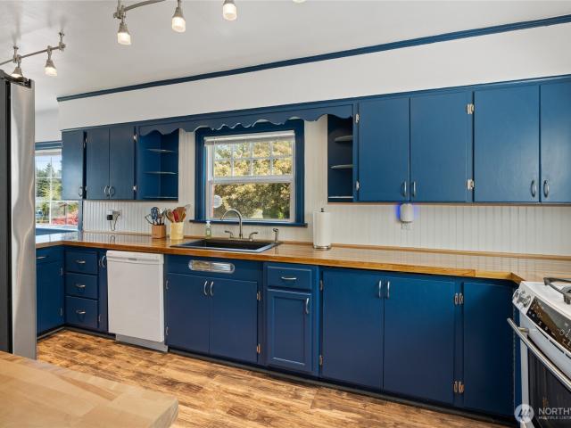 House for sale in Thurston, Washington