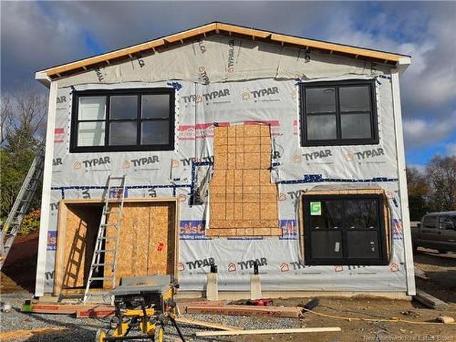 House for sale in Youngs Crossing, City of Fredericton