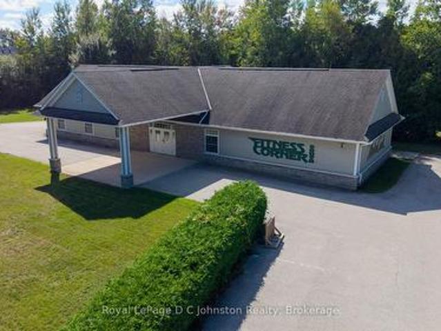Commercial for sale in Southampton, Ontario
