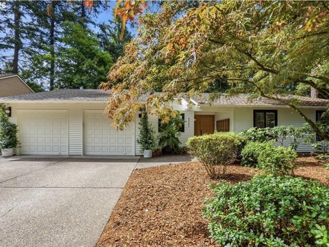 House for sale in Oregonia