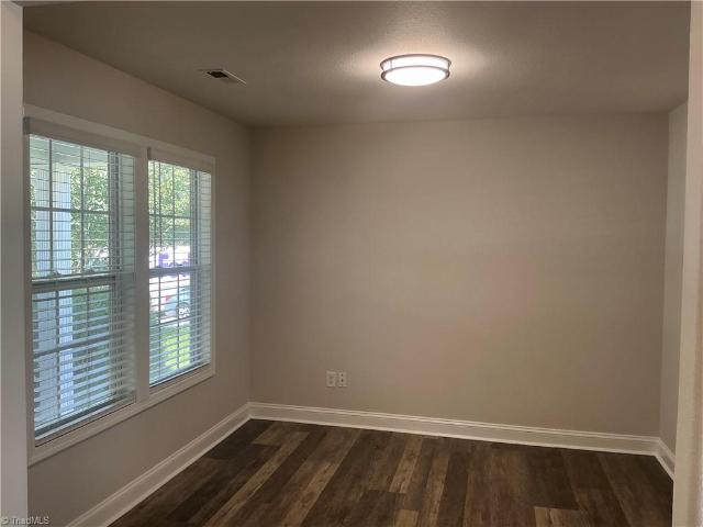 House for sale in Pfafftown, North Carolina