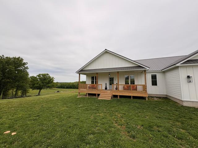 House for sale in Mountain Grove, Missouri