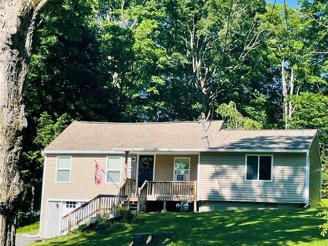 House for sale in Syracuse, New York