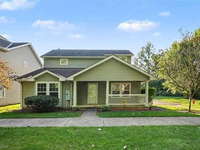 Townhouse for sale in North Olmsted, Ohio
