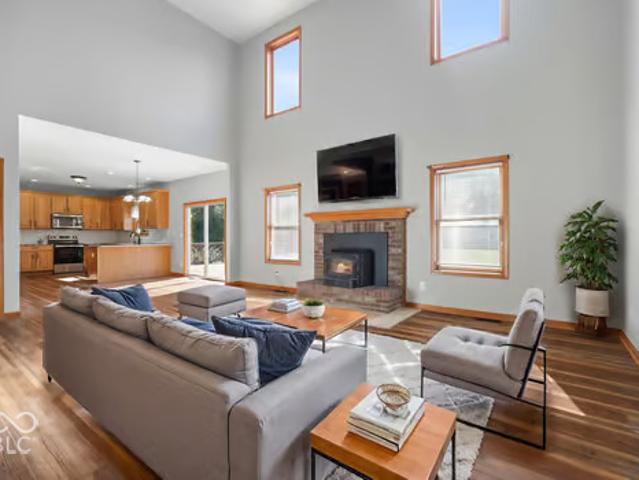 House for sale in Bargersville, Johnson County