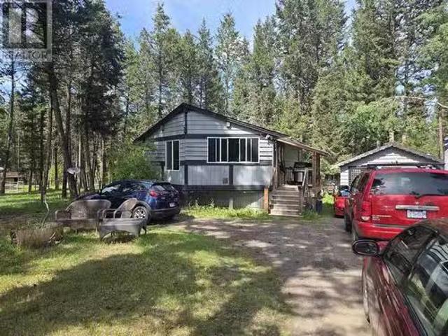 House for sale in 108 Mile Ranch, British Columbia