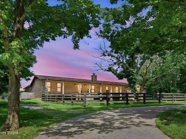House for sale in Versailles, Kentucky