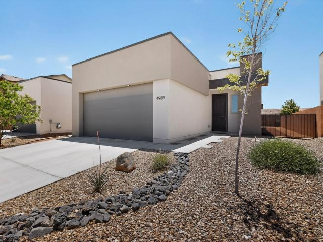 House for sale in Los Lunas, New Mexico