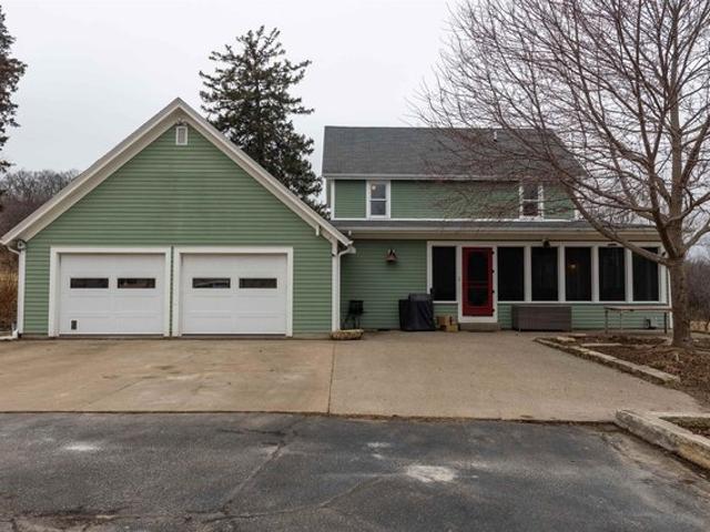 House for sale in Scales Mound, Illinois