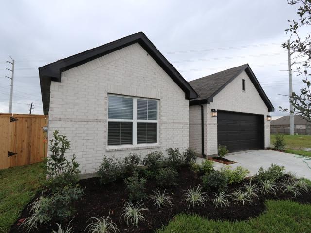 House for sale in La Marque
