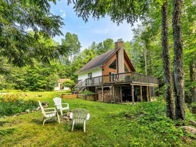 House for sale in Les Collines-de-l'outaouais, Quebec