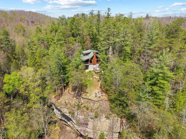 House for sale in Zoe, Kentucky