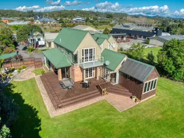 House for sale in West Coast