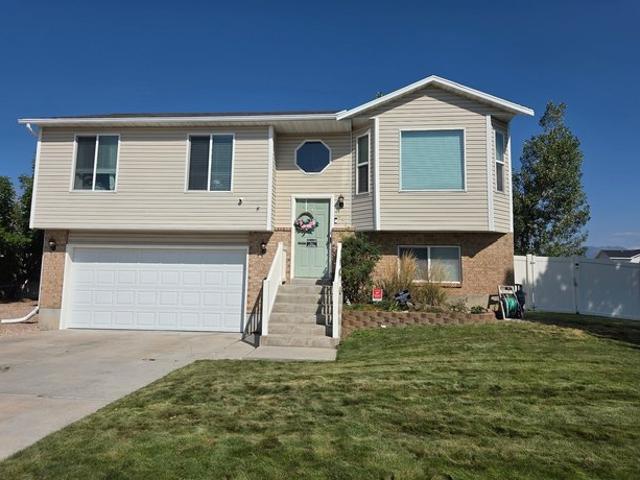House for sale in Roy, Utah