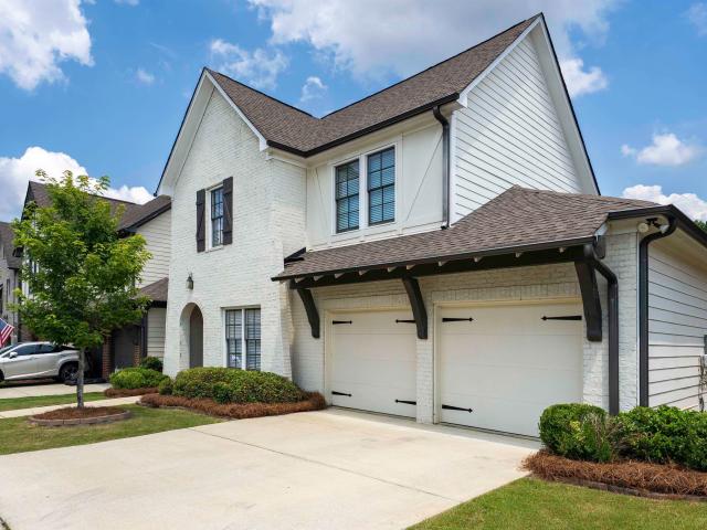 House for sale in Chelsea, Alabama