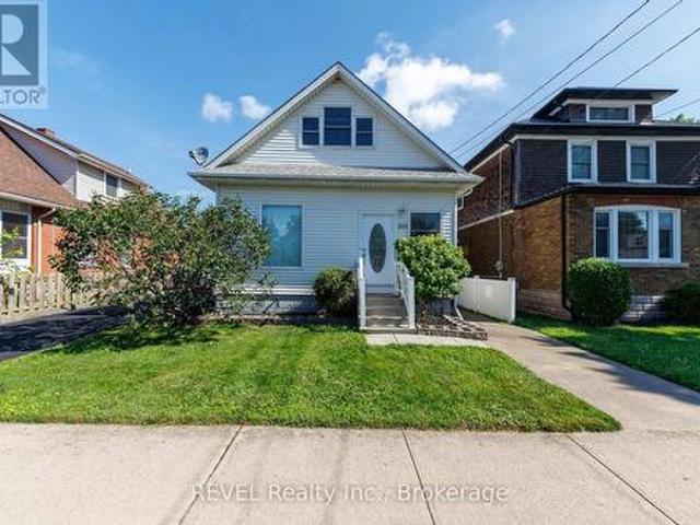 House for sale in Niagara, Ontario