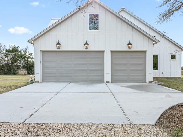 Farm for sale in Ledbetter, Texas