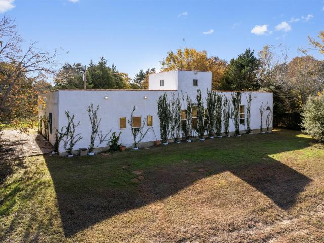 House for sale in Lexington, Texas