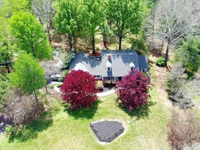 House for sale in Shepherdstown, West Virginia