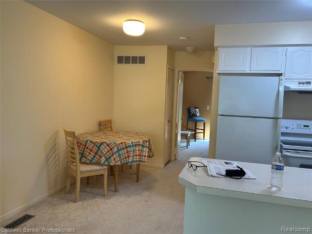 Condo for sale in Wixom, Michigan