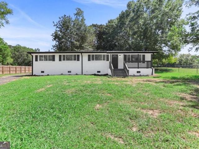 House for sale in Grantville, Georgia