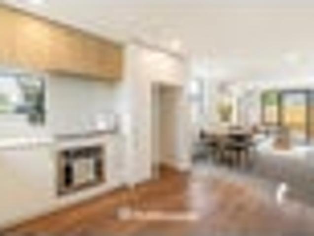 Townhouse for sale in Days Bay, Wellington