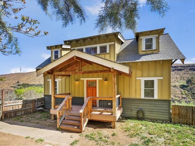 House for sale in Oregonia