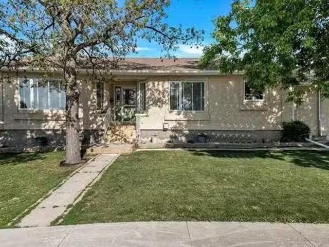 House for sale in East St. Paul, Manitoba