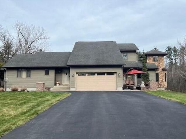 House for sale in Saratoga, New York