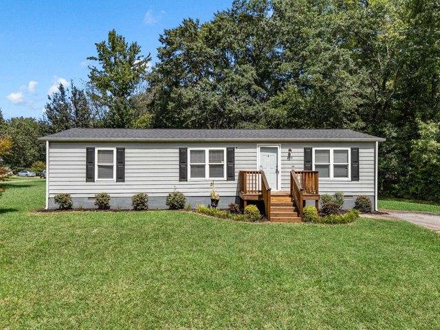 House for sale in Pauline, South Carolina