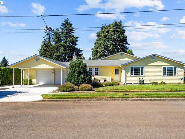 House for sale in Oregonia