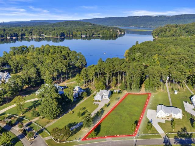 Land for sale in Scottsboro, Alabama