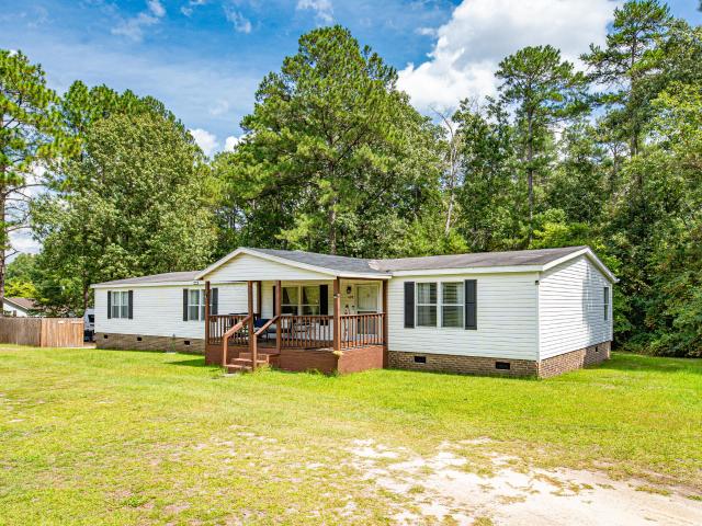 House for sale in Bunnlevel, North Carolina